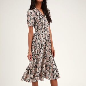 Lulu’s Beige Snake Print Collared Midi Dress, Sz: S